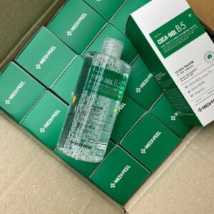 Успокаивающая мицеллярная вода Medi-Peel Phyto Cica-Nol B5 AHA BHA Vitamin Calming Cleansing Water