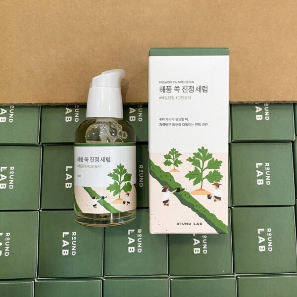 Успокаивающая сыворотка Round Lab Mugwort Calming Serum