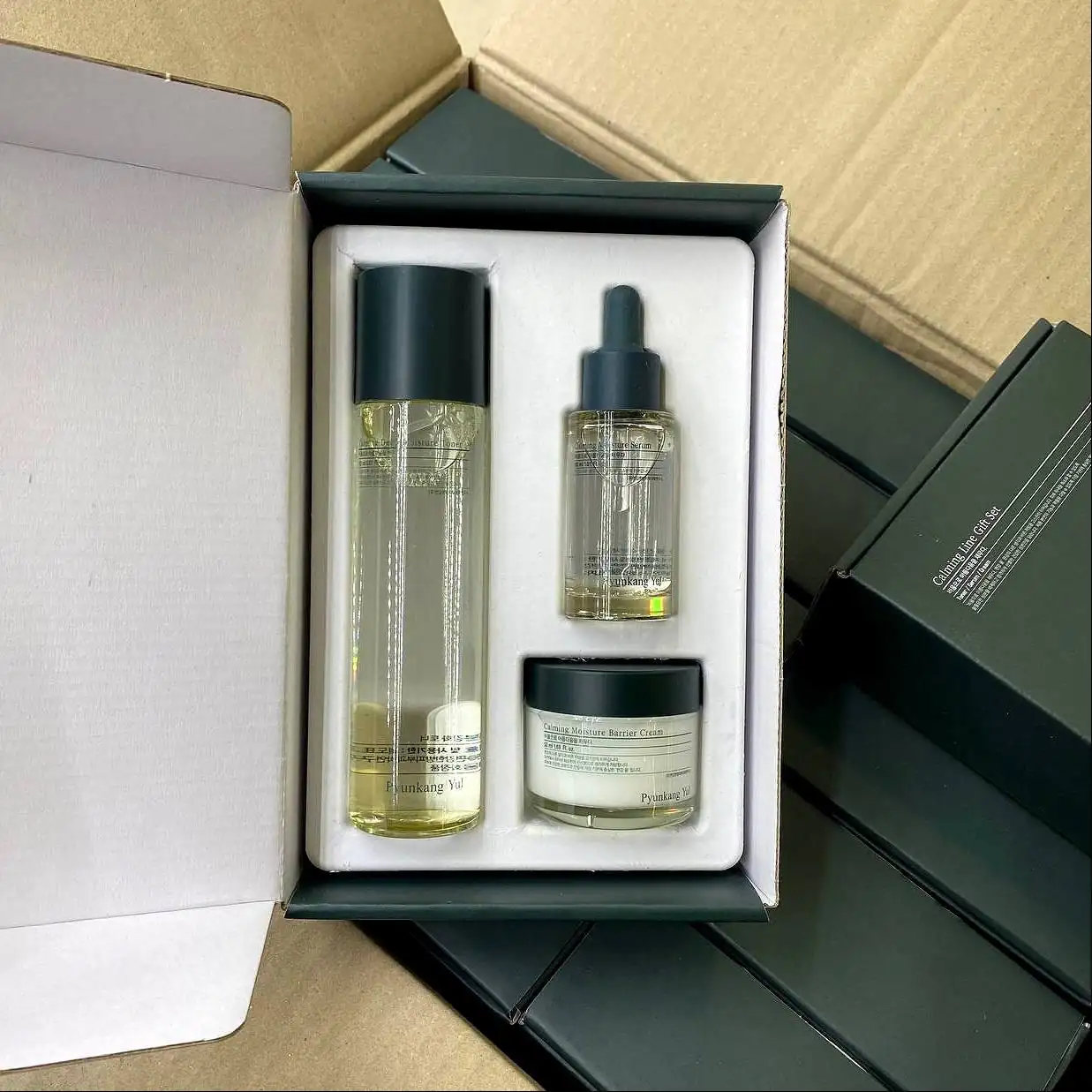 Набор средств для лица Pyunkang Yul Calming Line Gift Set Тонер 150мл + Серум 30мл + Крем 50мл