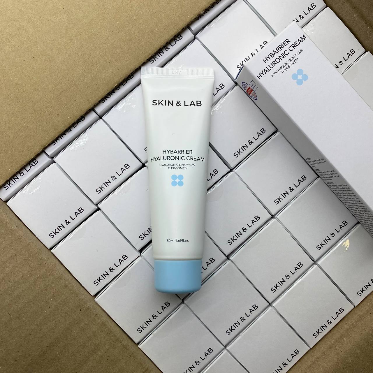 Лёгкий увлажняющий крем-гель SKIN&LAB Hybarrier Hyaluronic Cream