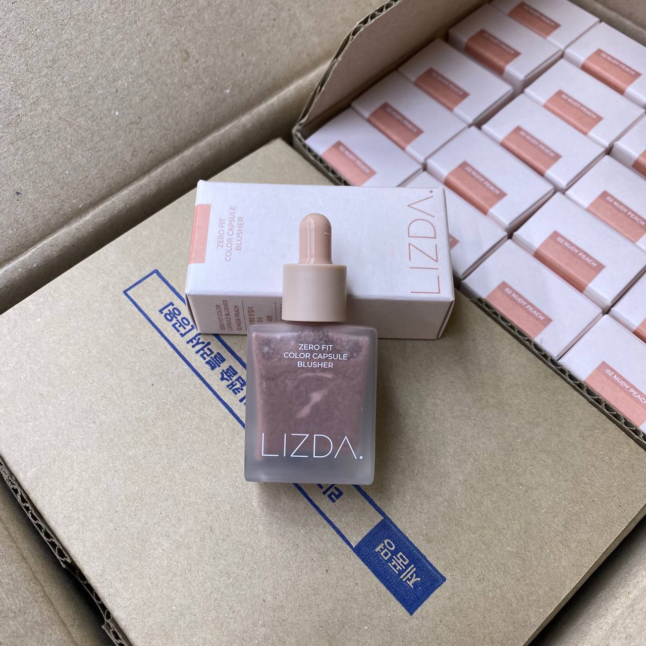 Жидкие румяна Lizda Zero Fit Color Capsule Blusher 02 Nudy Peach