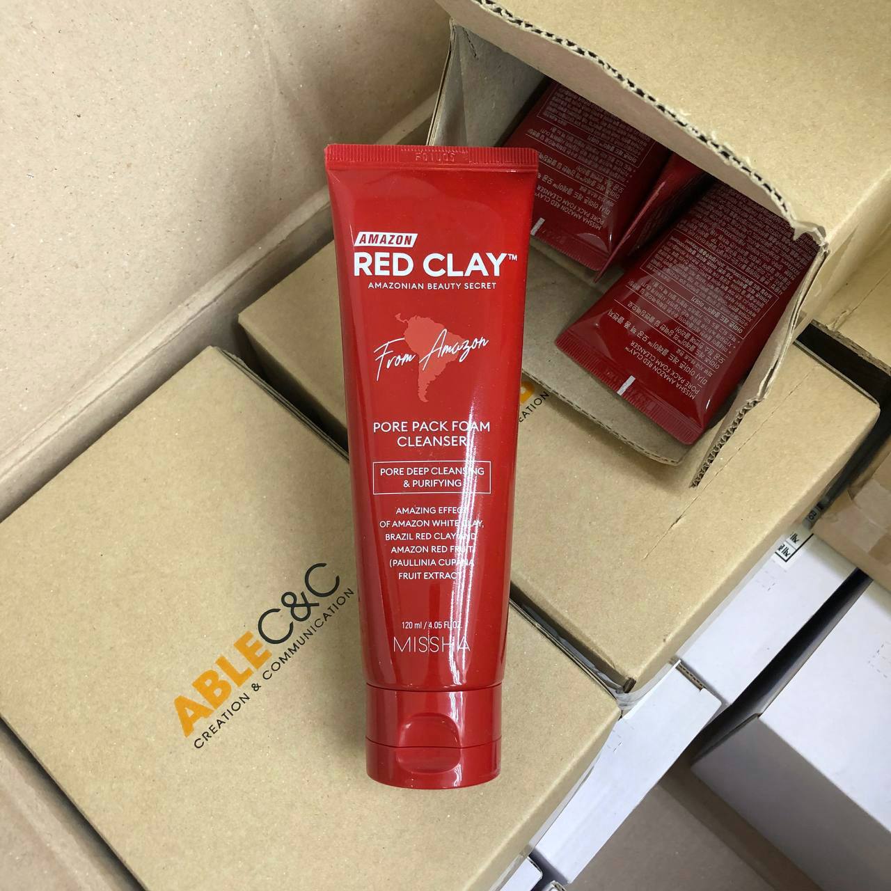 Глиняная маска пенка для очищения пор Missha Amazon Red Clay Pore Pack Foam Cleanser