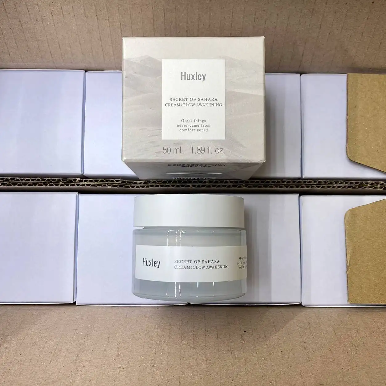 Осветляющий крем Huxley Cream: Glow Awakening