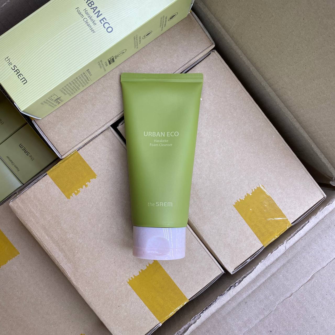 Пенка для умывания The Saem Urban Eco Harakeke Foam Cleanser с экстрактом льна